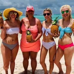 Meet your Posher, Baily